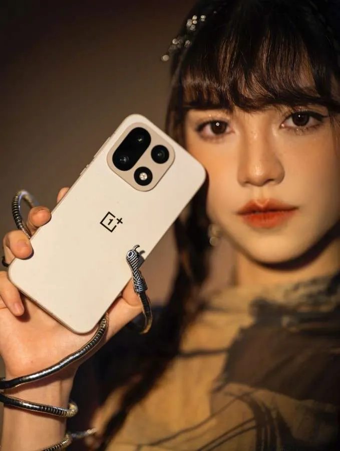 OnePlus 15 11 OnePlus 15